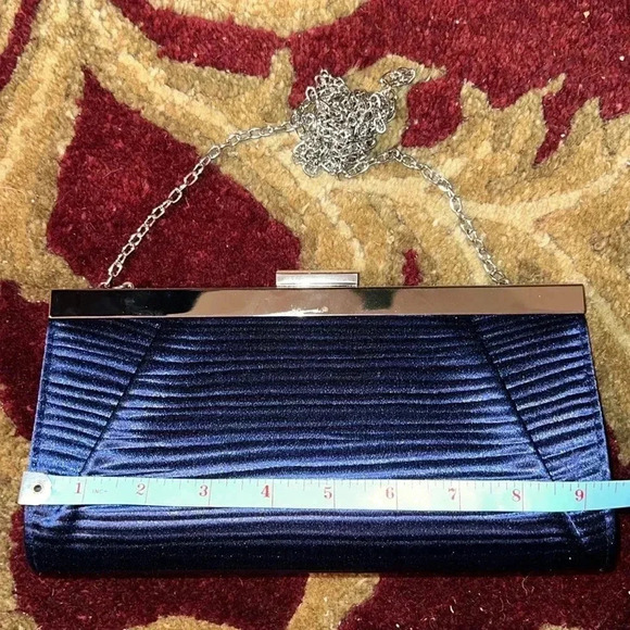 Midnight Blue Women’s Wave Pleated Silver Tone Evening Clutch Bag Purse - Picture 10 of 15